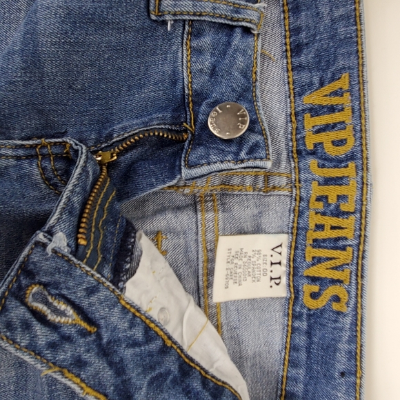 VIP factory distressed Jeans size 00 - Picture 2 of 8